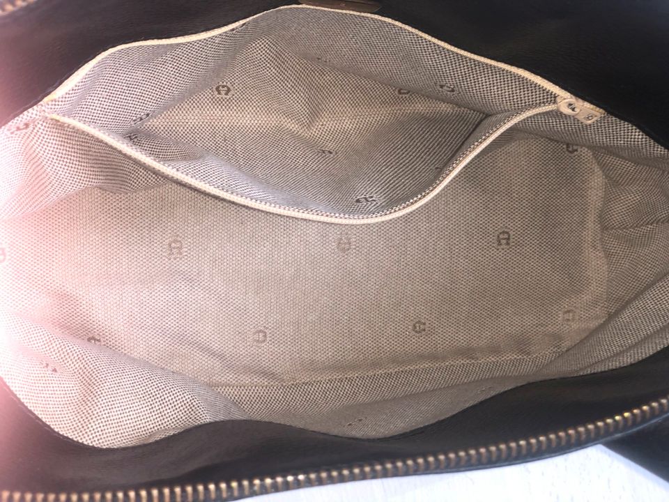 Vintage Aigner Handtasche in Seevetal