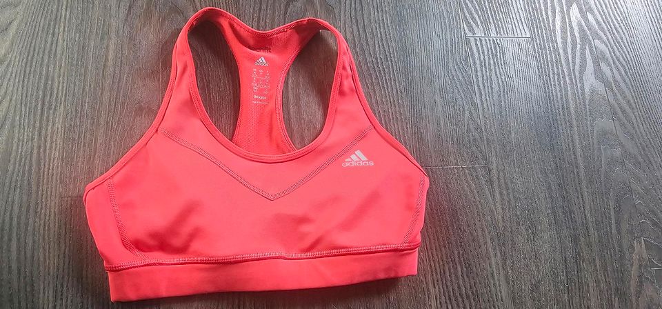 Adidas Sportbekleidung M 38 BH Tchibo Leggings mit / ohne Steg in Gelnhausen