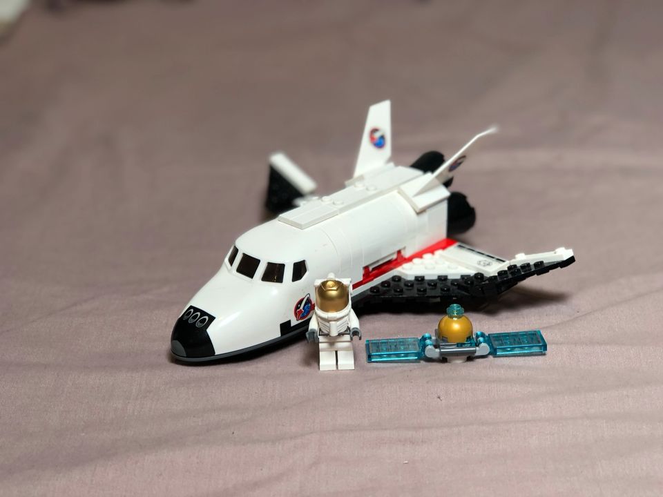 LEGO Spaceshuttle in Borstel-Hohenraden