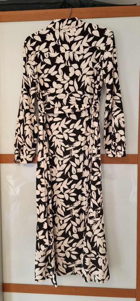 Kleid von Mango, schwarz-cremefarben, Gr. S, neu/ungetragen in Ladenburg