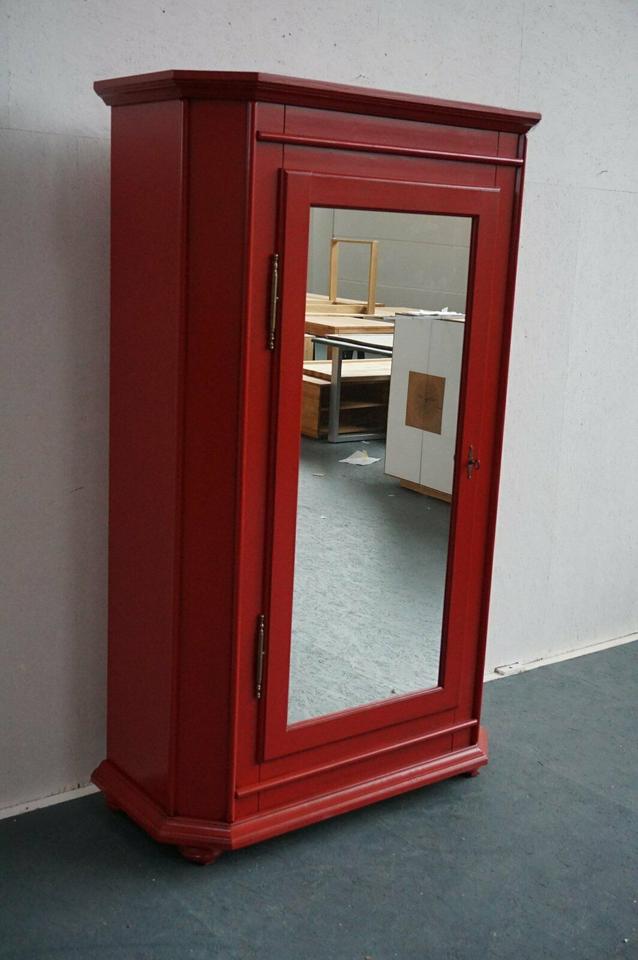 Gradel Maranello Schrank mit Spiegel 1148 # rosso # Massiv-Möbel in Alsfeld