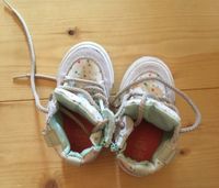 Zara Baby Sneaker gepunktet Größe 19 Dresden - Loschwitz Vorschau