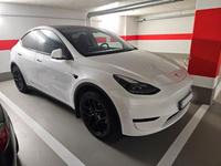 Tesla Model Y Hinterradantrieb RWD LFP Hessen - Eschborn Vorschau
