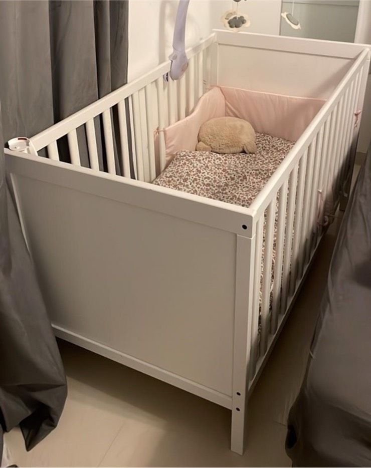 BABY Ikea Sundvik weiß Babybett 70x140cm Kinderbett Kinderzimmer in Baunatal