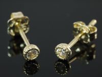 333 Gelbgold Kelch Ohrstecker 3 mm Größe NEU Nordrhein-Westfalen - Altena Vorschau