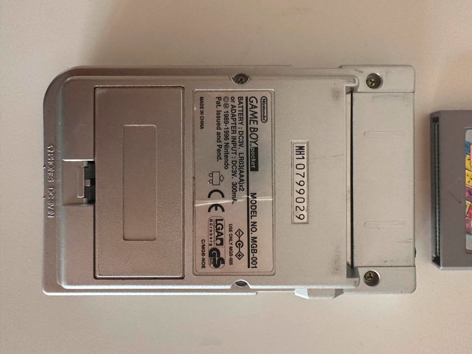 Game Boy Pocket inkl Box und Tetris Spiel in Leipzig