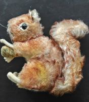 Steiff Eichhörnchen "Perri", mit Tannenzapfen, 14cm, 1961 München - Bogenhausen Vorschau