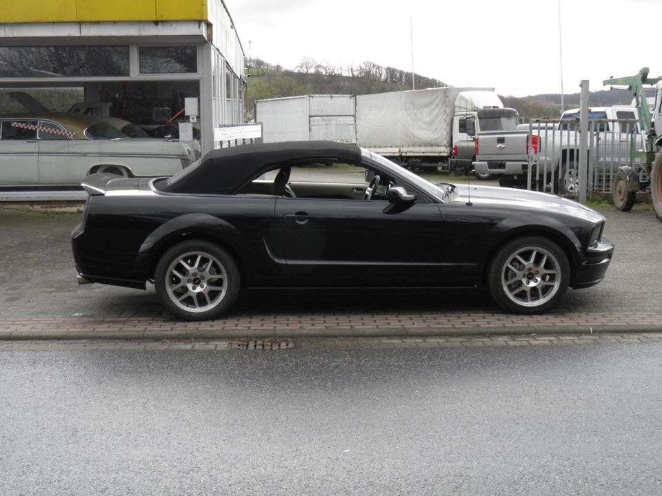 FORD MUSTANG GT V8 CABRIO in Neuental