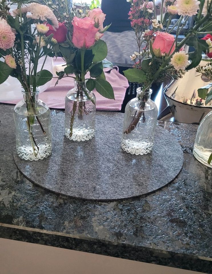 9x Vase klar Glas Hochzeit Deko Taufe Dekoration Tischdeko in Homburg