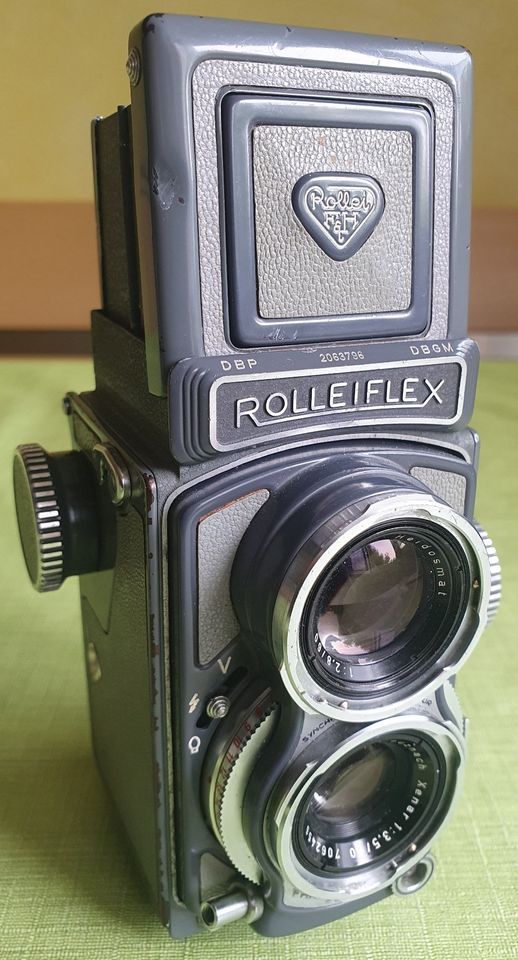 "Rolleiflex Baby 4x4 Fotoapparat Bj.1963-68" mit Filme in Bühl