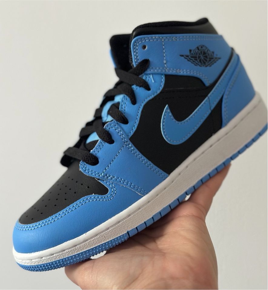 [NEU] NIKE AIR JORDAN 1 MID [Gr 36 ] GS UNIVERSITY BLUE UNC in Berlin