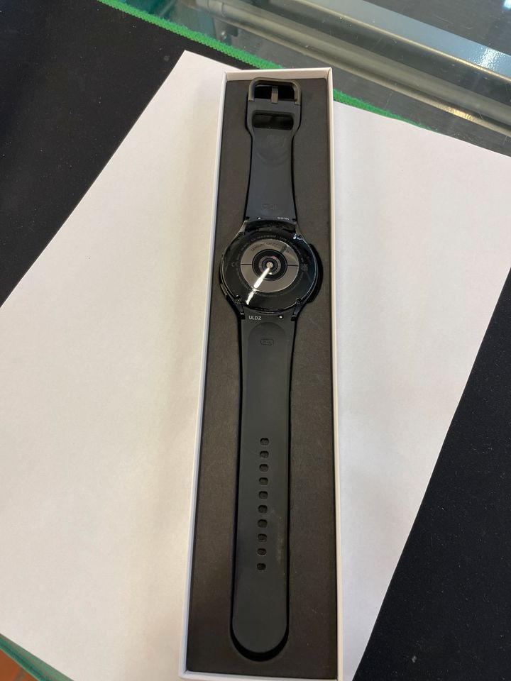 Samsung Galaxy Watch4, schwarz, 44mm, Wifi, GPS in Bochum