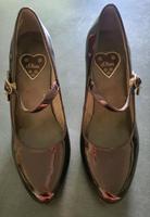 S.Oliver Dirndl Pumps Schuhe, Riemchen-Lack-Pumps Gr. 39 Nordrhein-Westfalen - Remscheid Vorschau