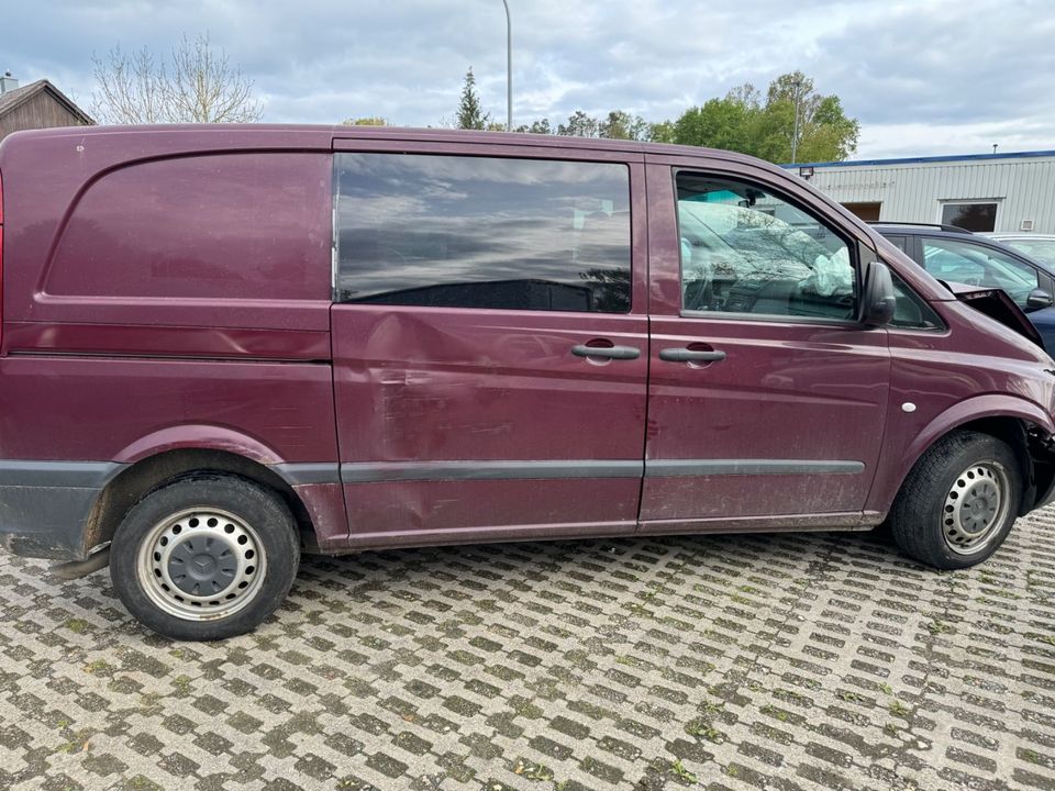 Mercedes-Benz Vito Mixto 111 CDI kompakt in Ergoldsbach