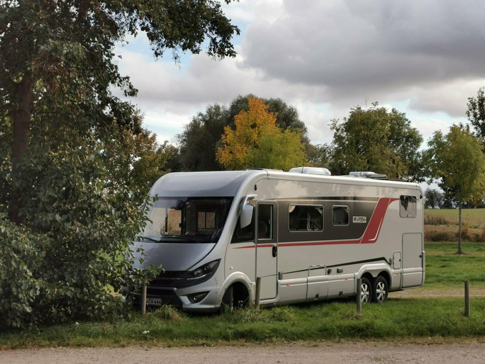 Luxuswohnmobil  Bürstner Elegance zu vermieten in Kranichfeld