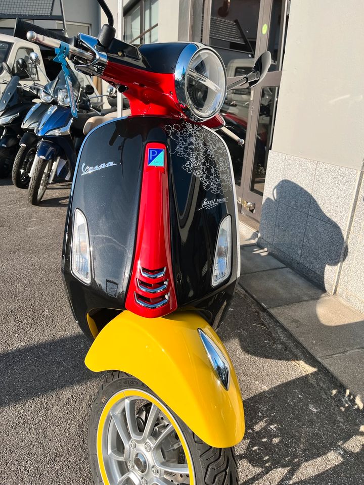 Vespa Primavera 50 Micky Maus in Krefeld