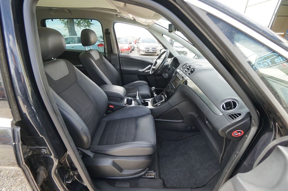 Ford S-MAX 1.6 EcoBoost Titanium |7-Sitzer| |Navi| in München