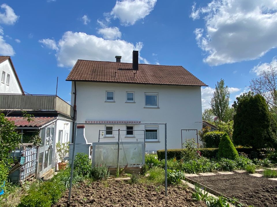 2- Familien-Haus in Vaihingen/Enz (Kernstadt) mit großem Garten in Vaihingen an der Enz