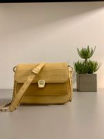 Aigner Geno Umhängetasche Leder Beige Frankfurt am Main - Kalbach-Riedberg Vorschau