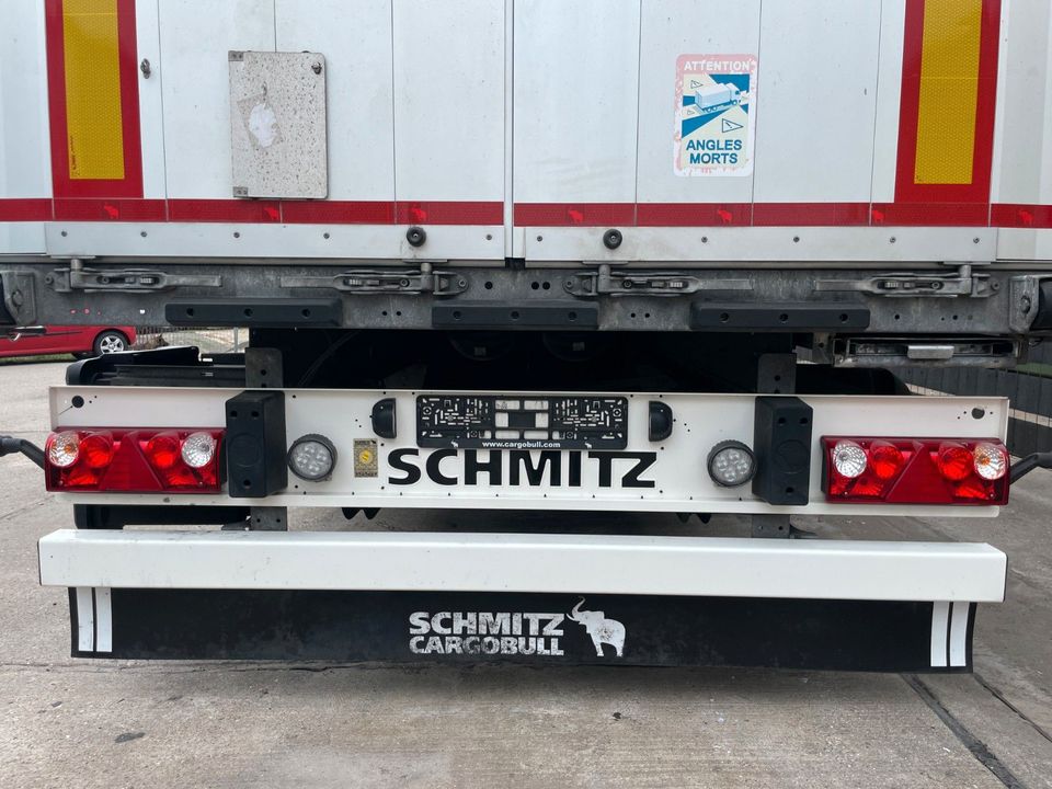 Schmitz Cargobull Liftachse/Bordwand/Palettenkasten/XL  Zertifikat in Hennigsdorf