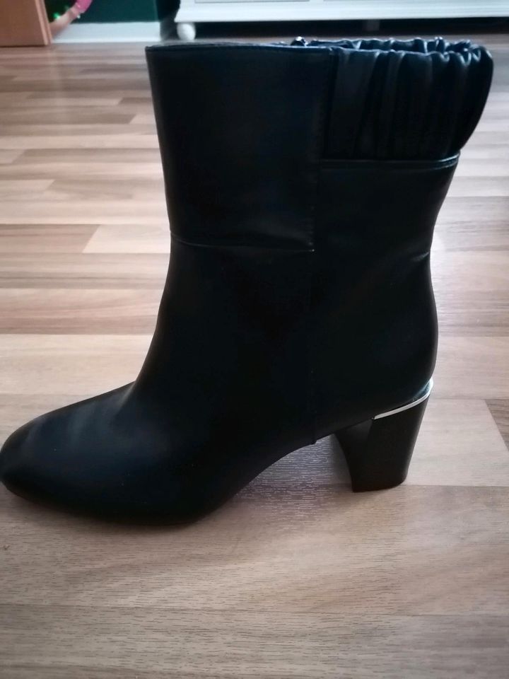 Damen-Stiefeletten in Berlin