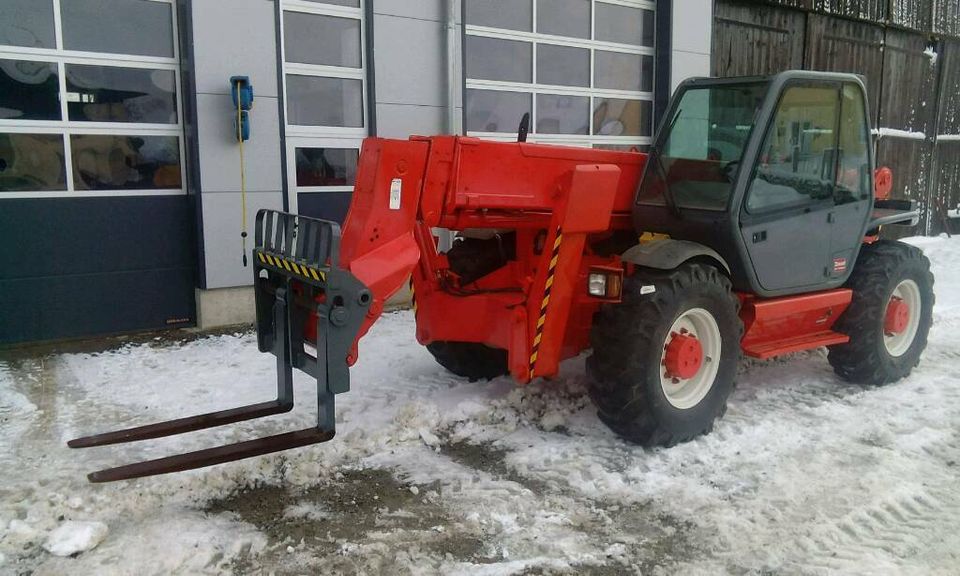 Arbeitsbühne Teleskoplader Stapler Haulotte Radlader Bagger in Perlesreut