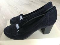 Blauer Damenschuh von Högl aus Wildleder Berlin - Reinickendorf Vorschau