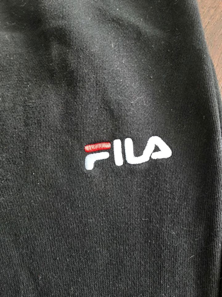 Fila Jogginghose Größe 62    15  Euro in Fachingen