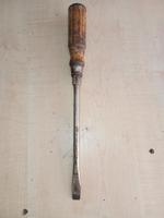 Alter Schraubendreher Schraubenzieher 12x200 Vintage Holzgriff Baden-Württemberg - Gundelsheim Vorschau