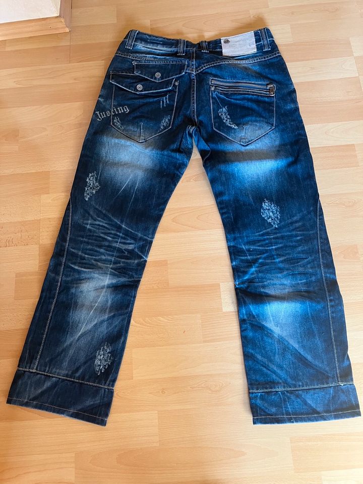 Jeans, blau, destroyed, Größe 40 in Vettelschoß