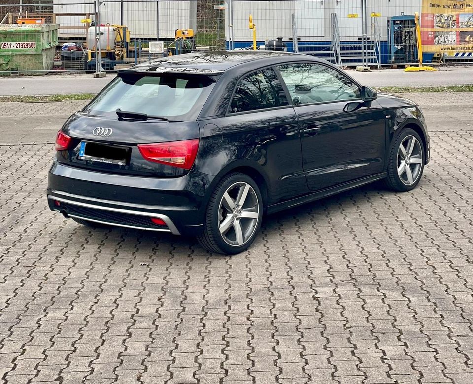 Audi A1 TFSI 1.2 Attraction (S-Line) in Hannover