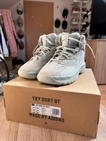 Yeezy Desert Boots Salt Gr.49 1/3 Nordrhein-Westfalen - Bad Wünnenberg Vorschau