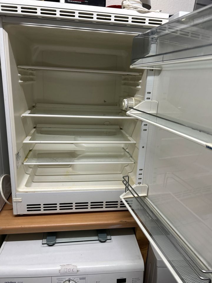 Einbaukühlschrank Kühlschrank klein 60 cm breit in Groß-Gerau