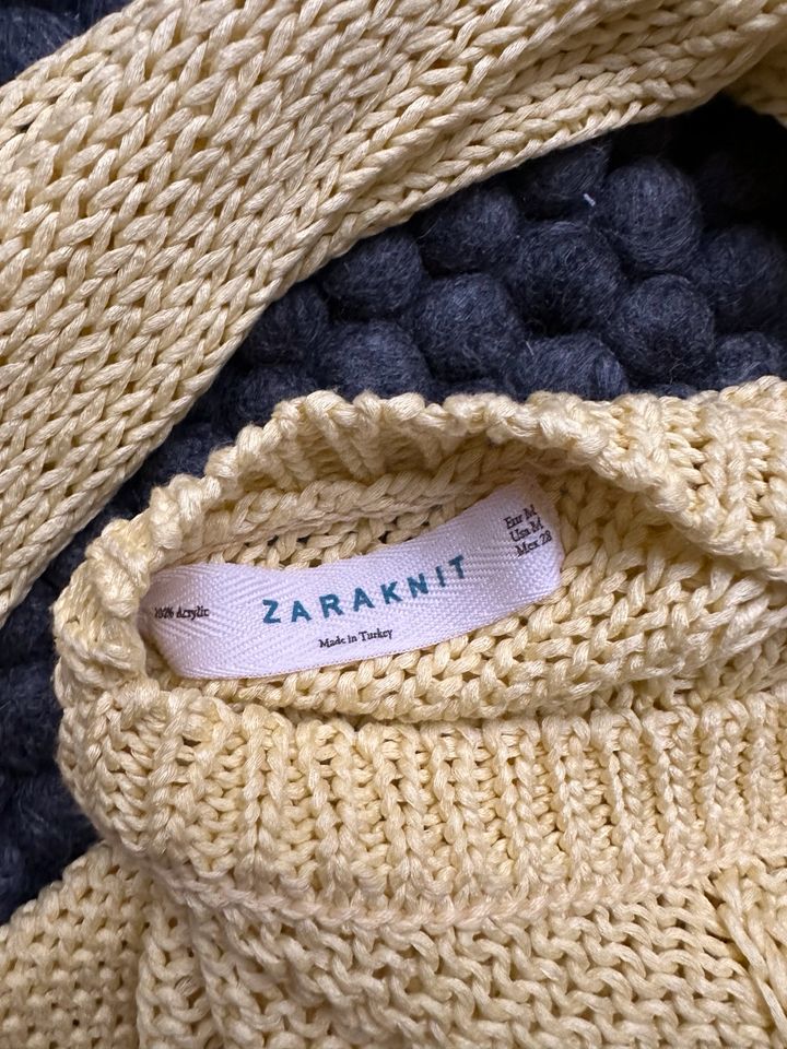 Zara Strickpullover Pullover Rückenfrei gelb M in Eschweiler