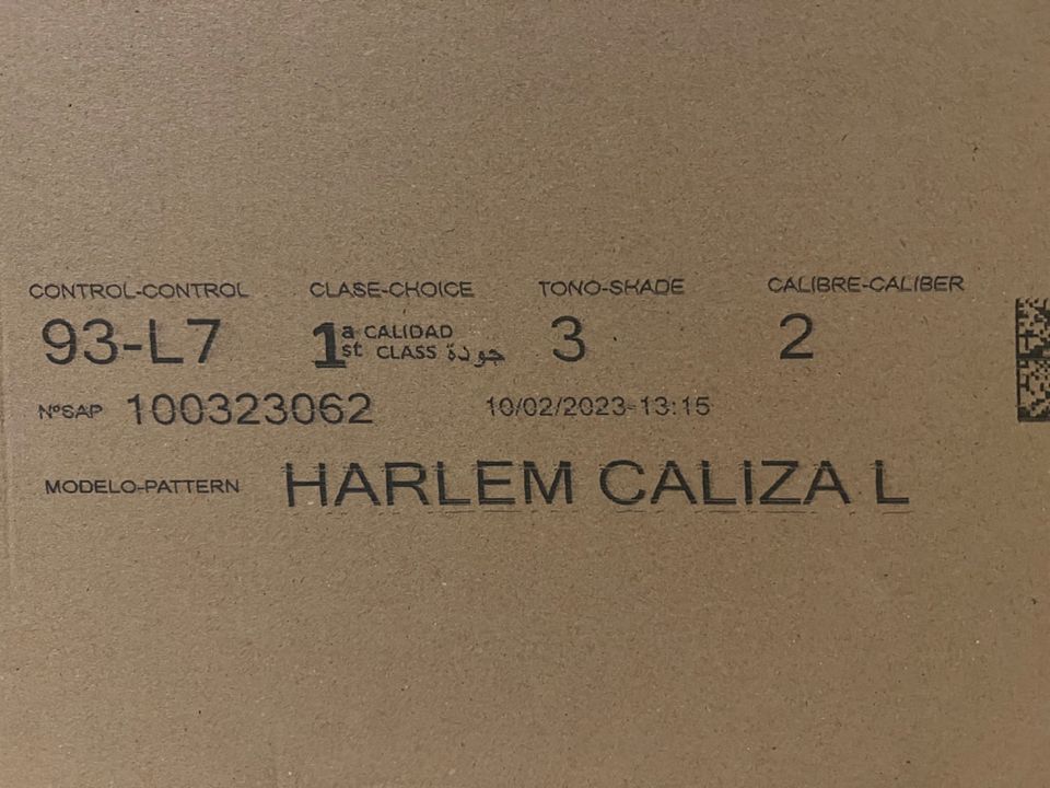 PORCELANOSA Wand- / Bodenfliesen, HARLEM CALIZA 80x80cm, 8 Stück in Berlin