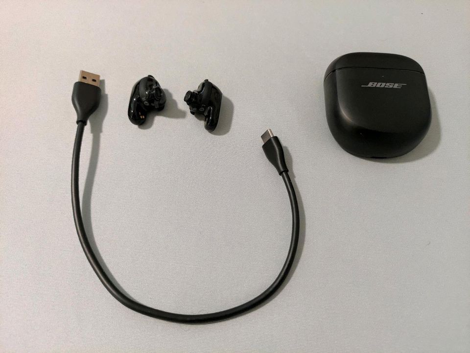 Bose QuietComfort Ultra Earbuds - Schwarz Neu/Sonstige in Salem