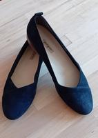 Formschöner Paul Green Pumps, ungetragen/neu, dunkelblau, Gr. 6 ½ Bayern - Freising Vorschau