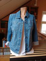 Jeansjacke von Esprit in Größe 38 Hessen - Hasselroth Vorschau