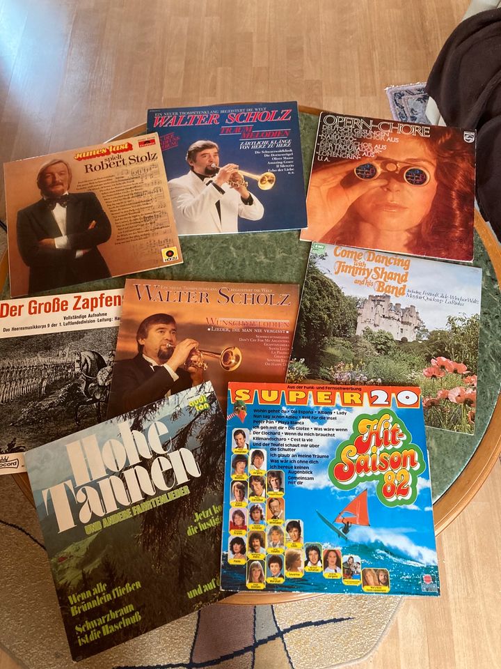 Diverse Schallplatten: Kindergeschichten, Schlager, Klassik in Neuwied