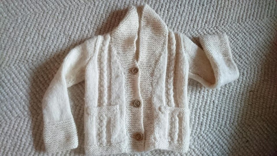 Woll-Cardigan Wolljacke Wolle selfmade selbstgestrickt in Cadolzburg