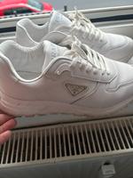 Prada Triangle Logo  Sneaker Triple Weiß Schuhe Wuppertal - Vohwinkel Vorschau