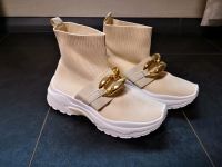 Wie neu. Halbhöhe Sneacker Stoff Creme Gold Schuhe neuwertig Nordrhein-Westfalen - Wiehl Vorschau