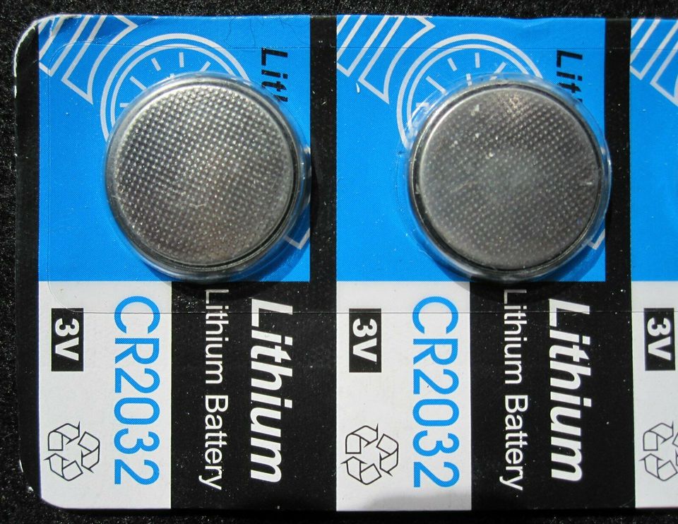 2 Knopfzellen LITHIUM BATTERIE CR2032 - für PC, Kfz.-Schlüssel ua in Nümbrecht