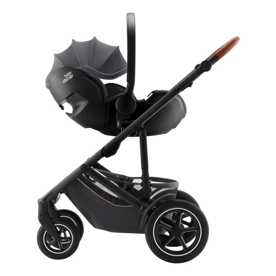 Britax Römer SMILE 5Z - 3in1 Kinderwagen-Set - Midnight Grey - inkl. Babywanne + Sportsitz + BABY-SAFE PRO + XXL-Zubehörpaket - NEU in Fulda