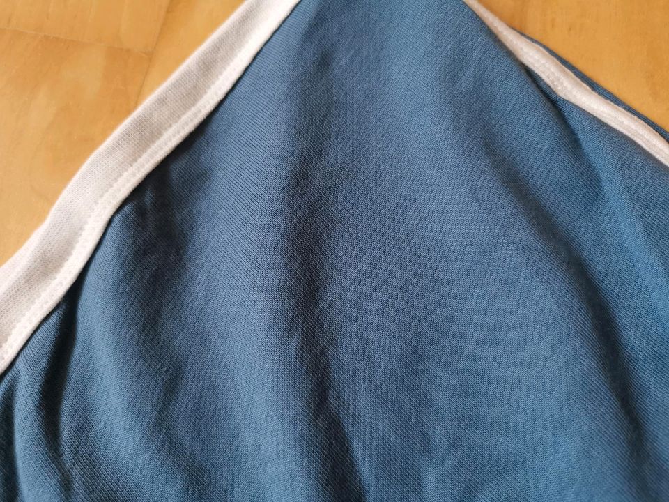 Sporthose, kurze Hose, Türkis-blau, 140 in Oelde