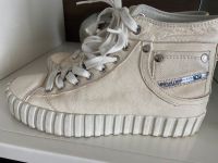 Diesel sneaker chucks high top Turnschuhe Schuhe Jades schnüret Nordrhein-Westfalen - Altenbeken Vorschau