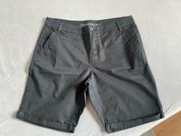 Schwarze Bermuda Gr.40 von Yessica Nordrhein-Westfalen - Borchen Vorschau