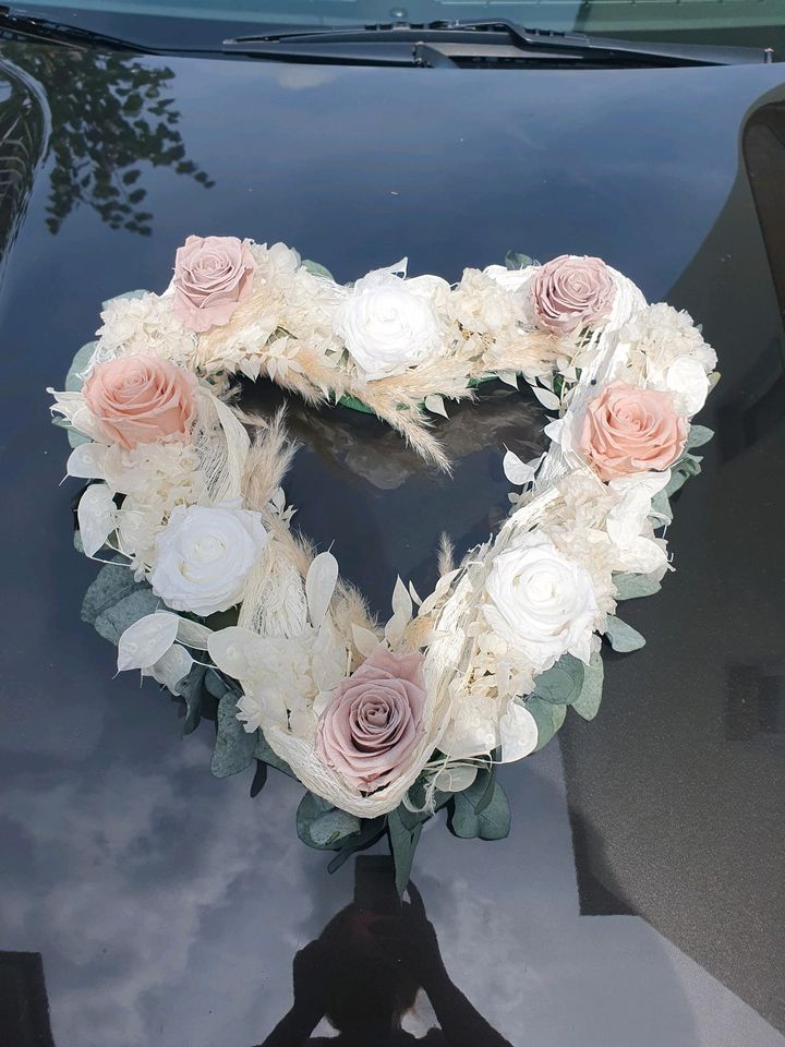 Autoschmuck Brautschmuck Infinityrosen Hochzeit in Zirndorf