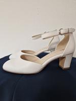 Weißer sommerlicher Pumps von Tamaris, Größe 38 Nordrhein-Westfalen - Hilden Vorschau
