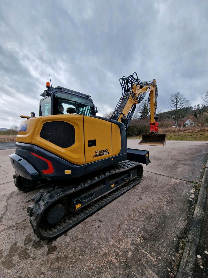 Bagger MIDI XCMG XE80 Powertilt HS08 kubota kx080 case cat bobcat in Dermbach